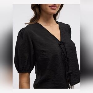 Reitman's Ebow-Sleeve V-Neck Blouse with Self-Tie Closure Small Size